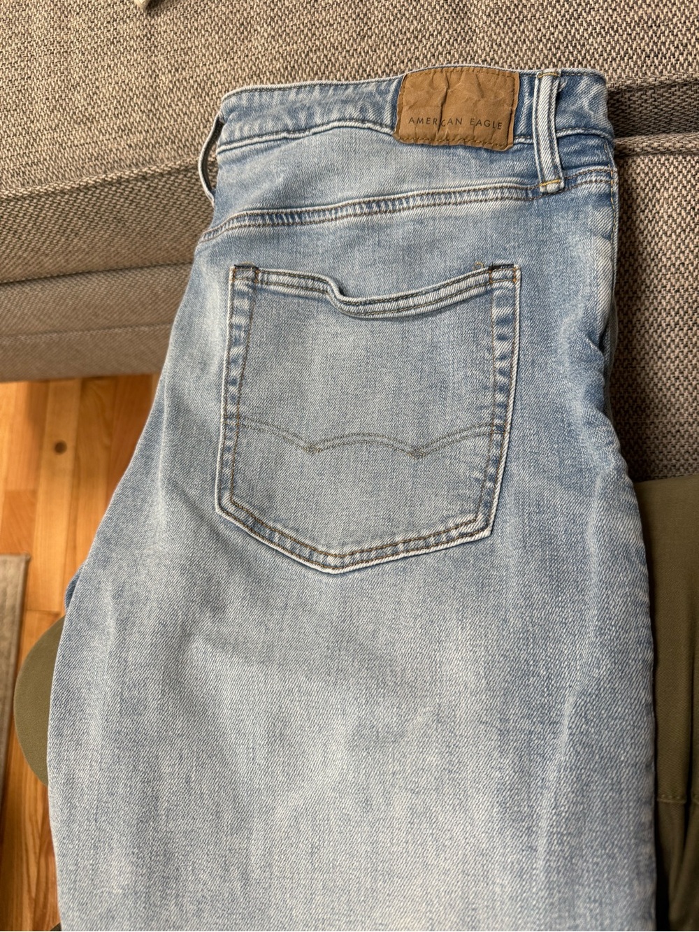 American Eagle Outfitters Light Blue Relaxed Men’s Jeans Athletic Fit